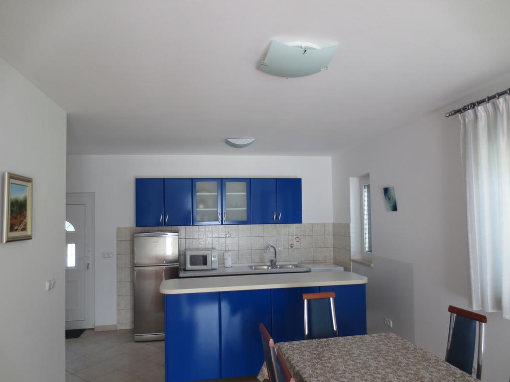 Apartments Kovacic Omiš Cameră foto
