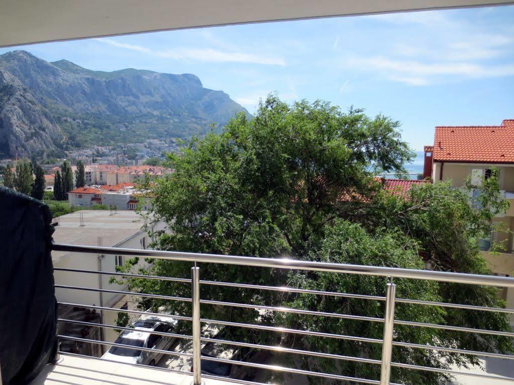 Apartments Kovacic Omiš Exterior foto